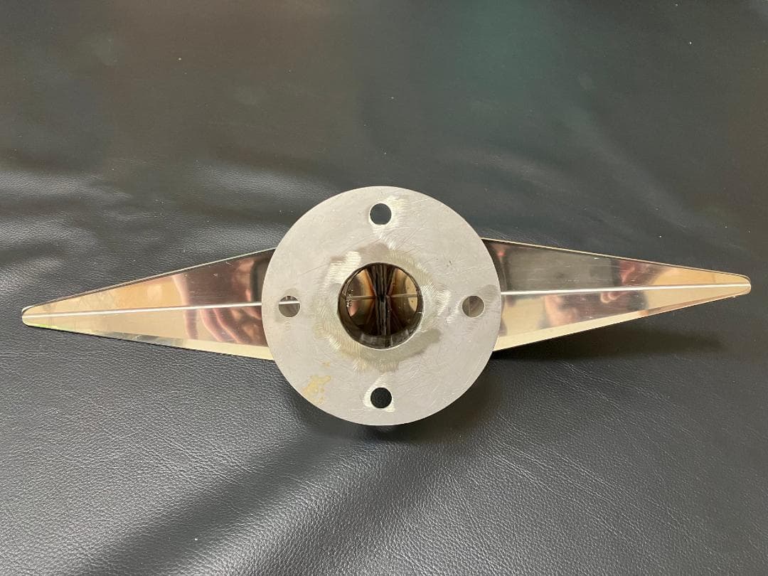 鏡面ステンレス製 大型低床車用 19.5インチ ホイール 一文字 スピンナー4個