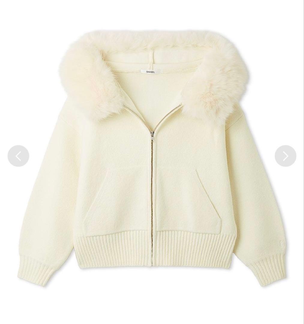 【USAGI ONLINE限定】ファーフードパーカー　IVR 1サイズ