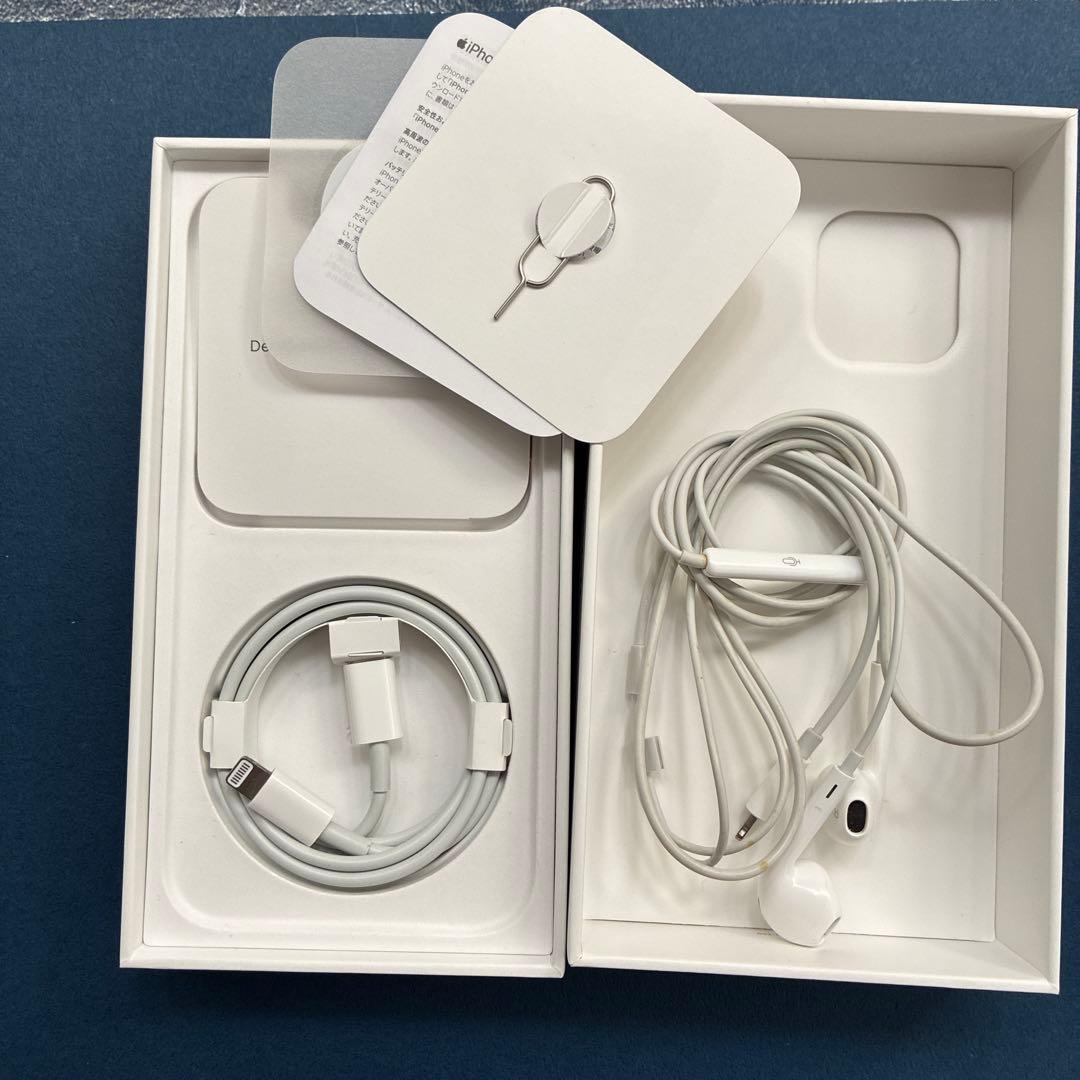 iPhone12 64GB ホワイト SIMフリー バッテリー79%