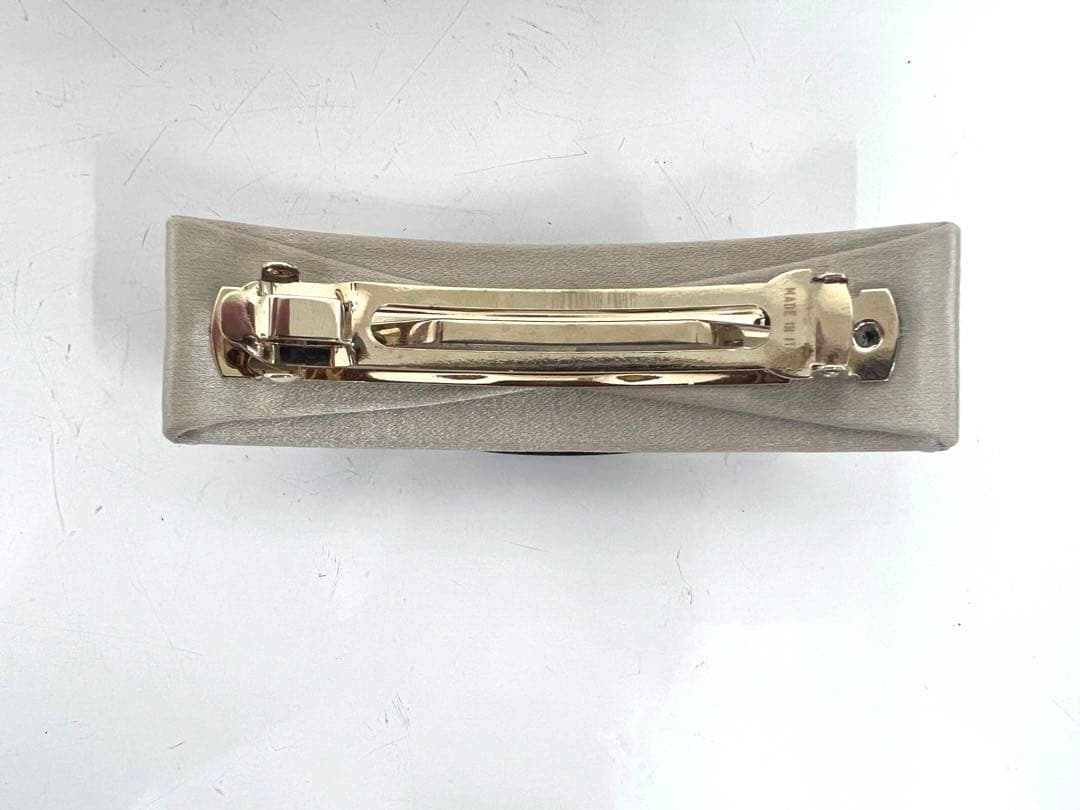 フェラガモ　バレッタ　Salvatore Ferragamo