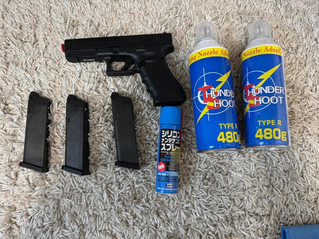 東京マルイ グロック17 Gen4 ガス マガジン3本 ガス3本 ホルスター他