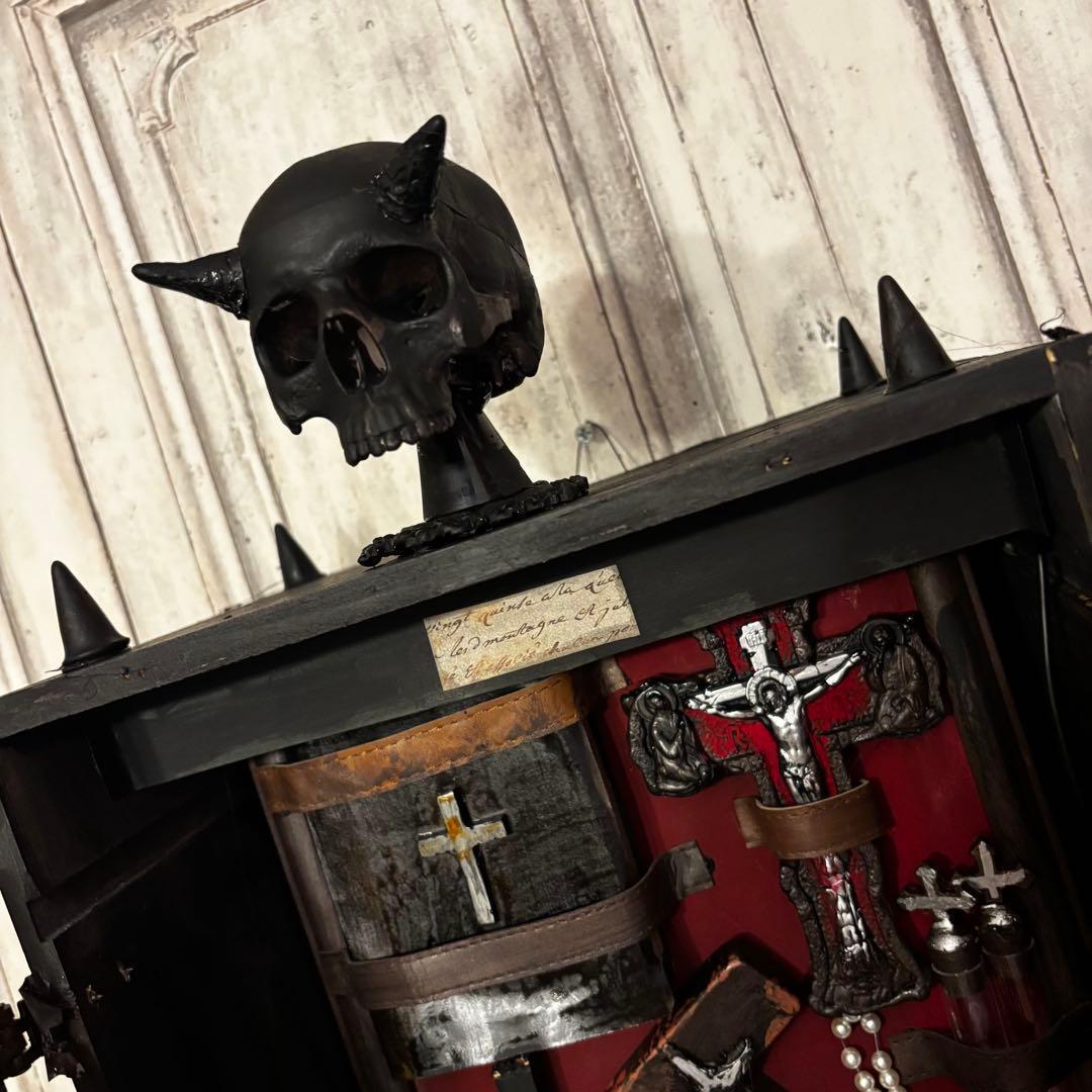 【Special Price】 悪魔撲殺箱(middleサイズ)オブジェ