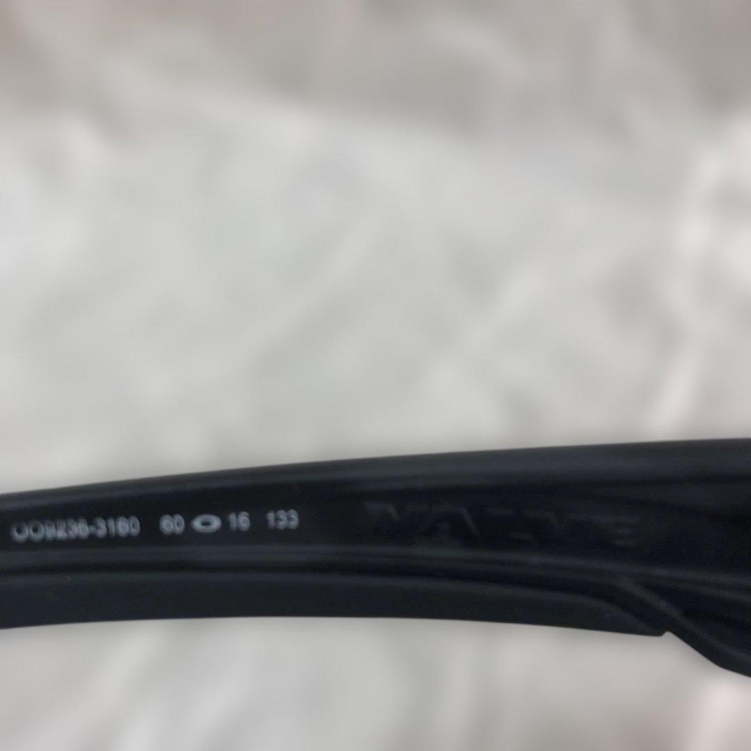 オークリー　VALVE