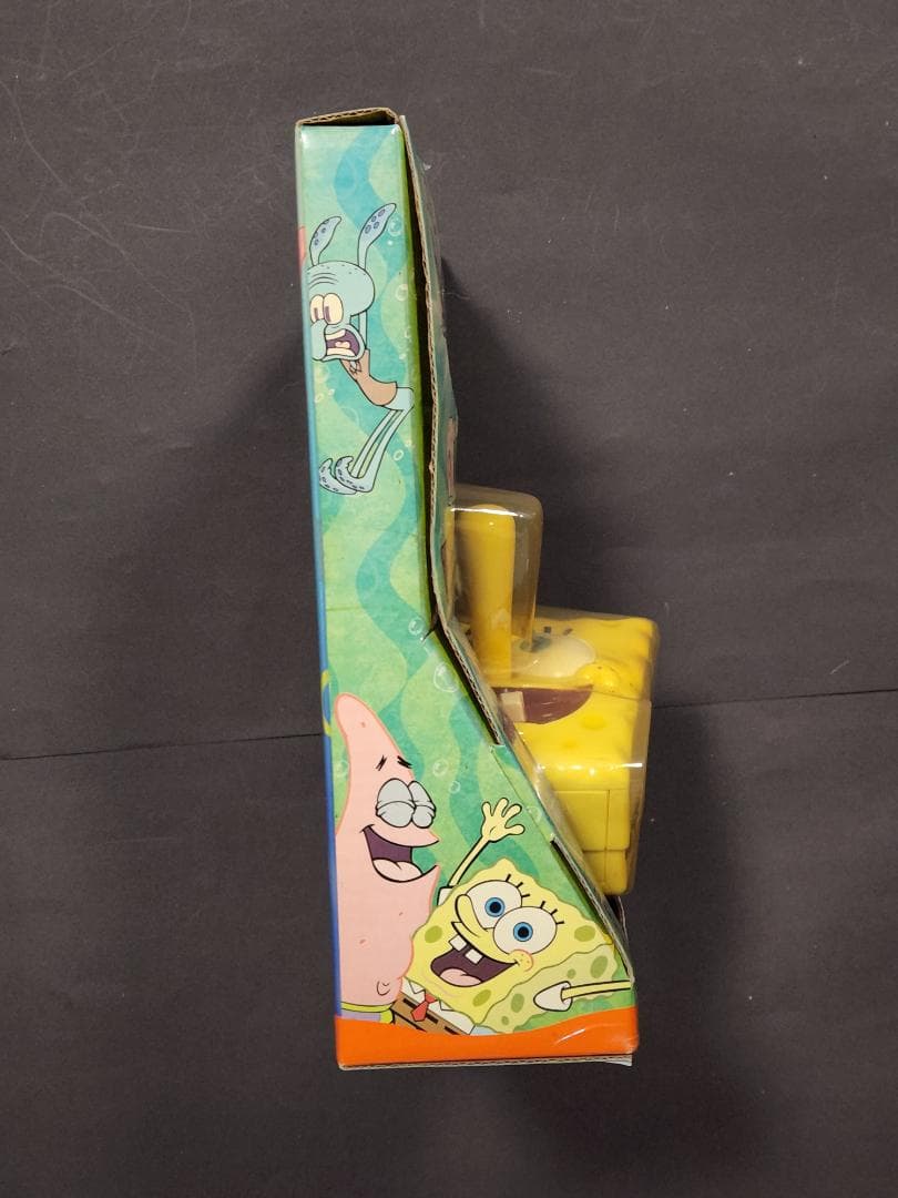 【未使用品】スポンジボブ　TVゲーム（外国製）レトロゲーム風