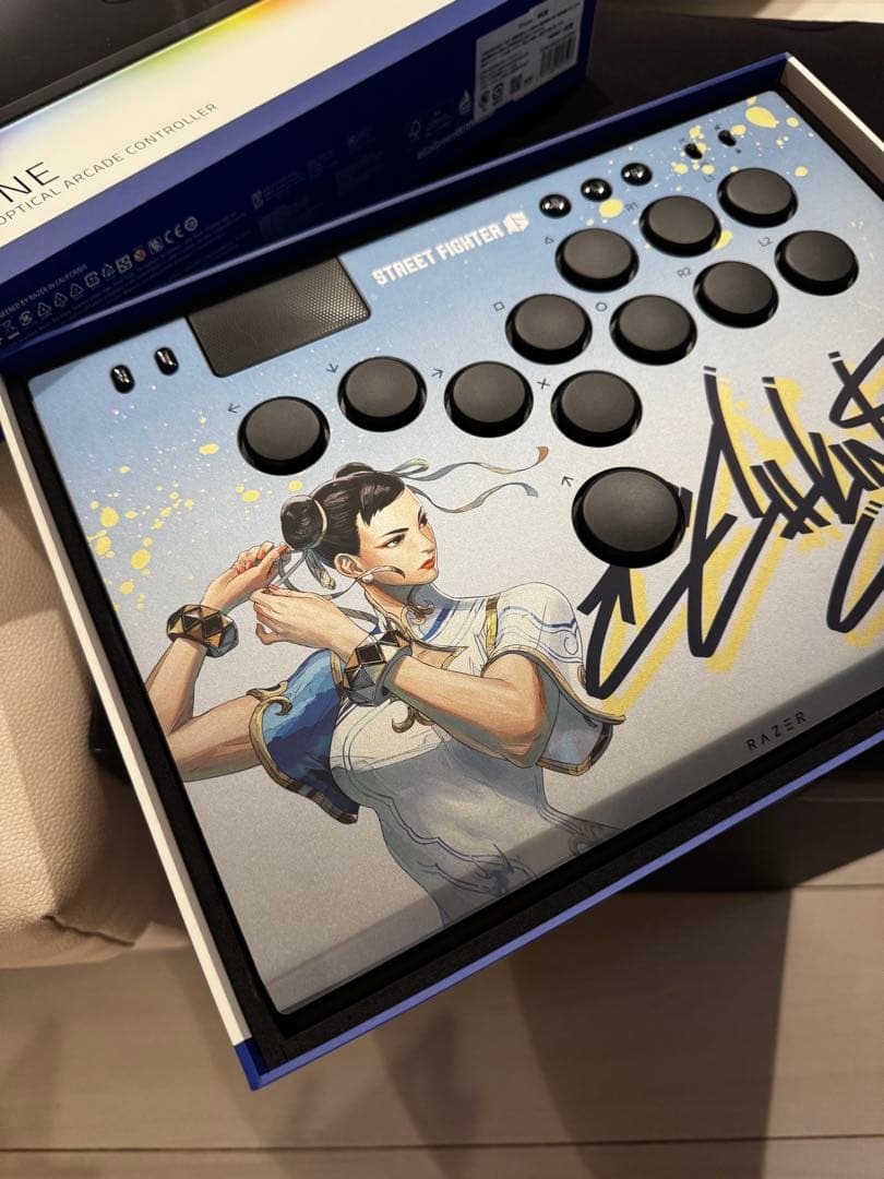 Razer kitsune レバーレスコントローラー 春麗