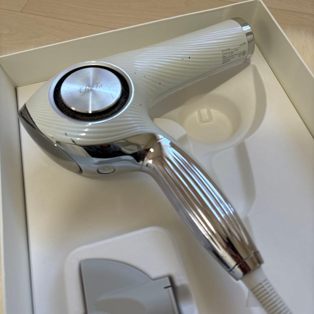 ReFa ビューテック　ドライヤープロ