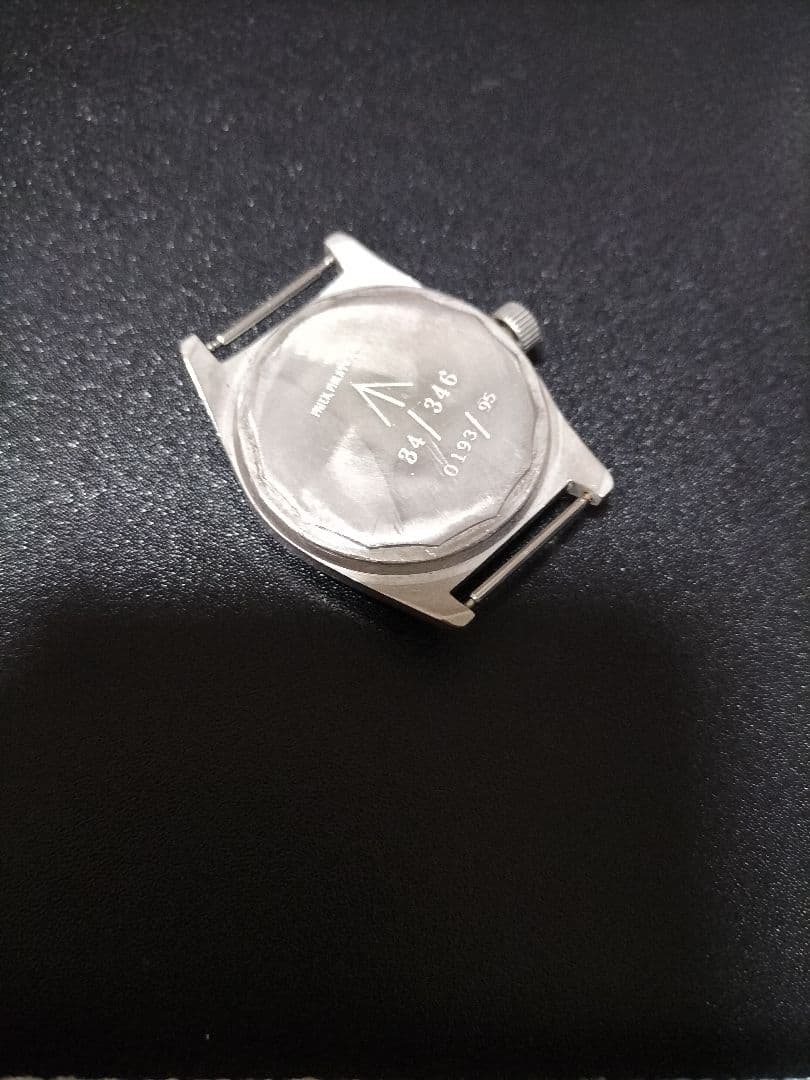 手巻き時計 　ミリタリー　ベトナム ヴィンテージ