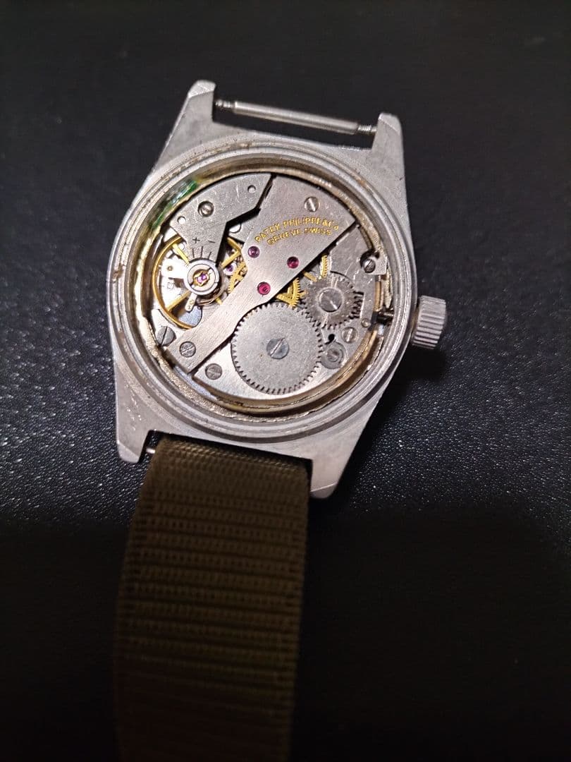 手巻き時計 　ミリタリー　ベトナム ヴィンテージ