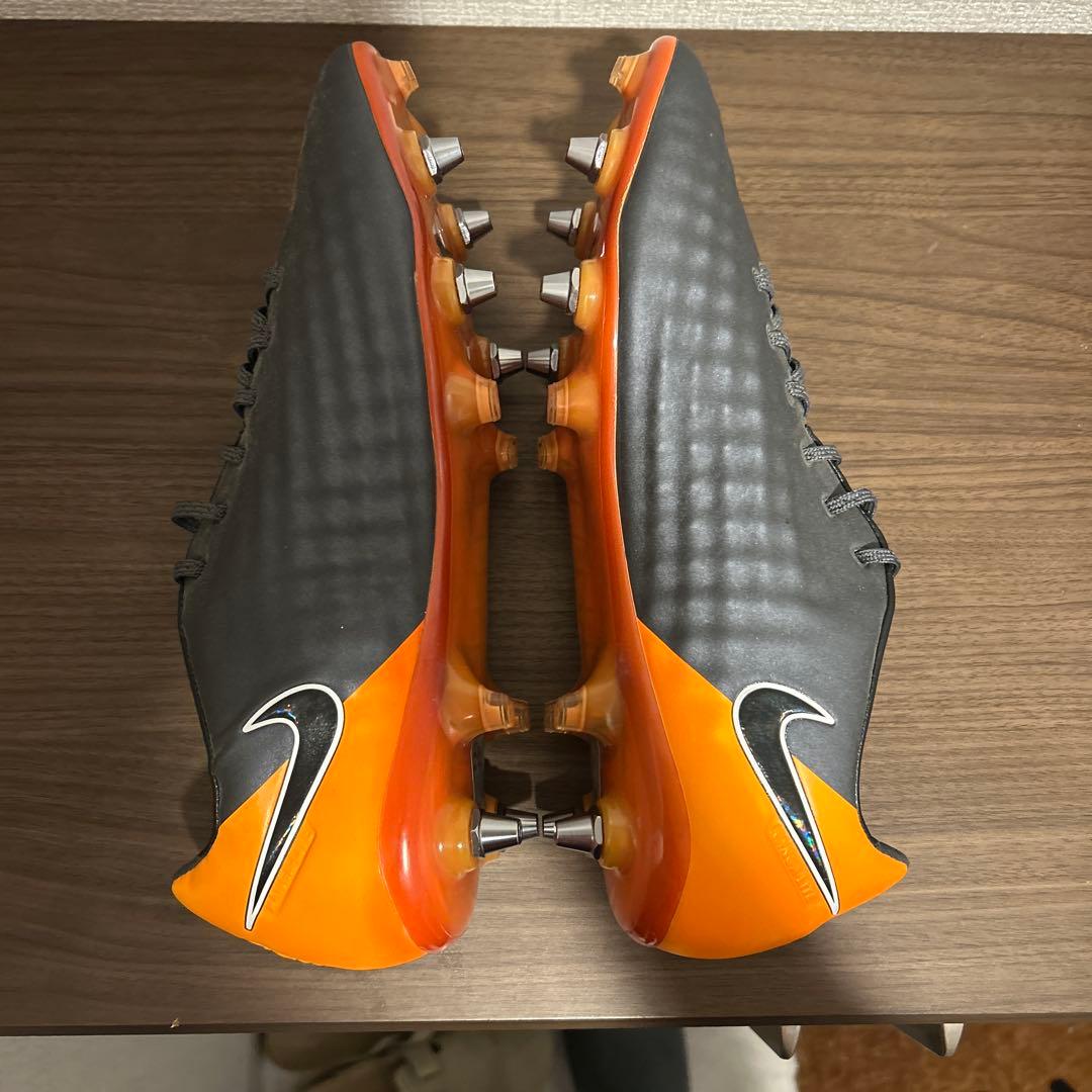 ナイキ マジスタ SG 28