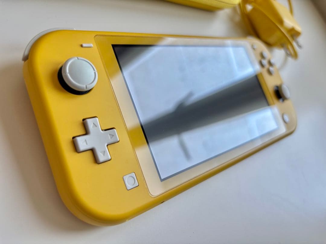 Nintendo Switch Lite イエロー 本体(初期化済)＋SDカード