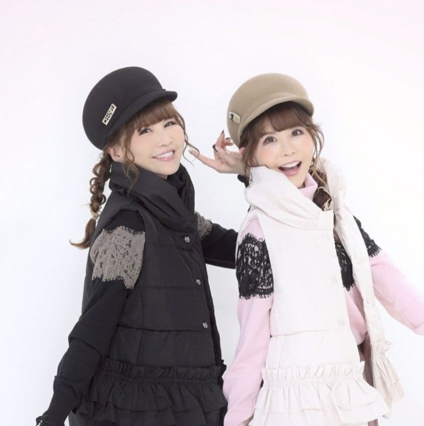 アンドラブ　＆LOVEクチュールふりる中わたベスト　ブラック3L