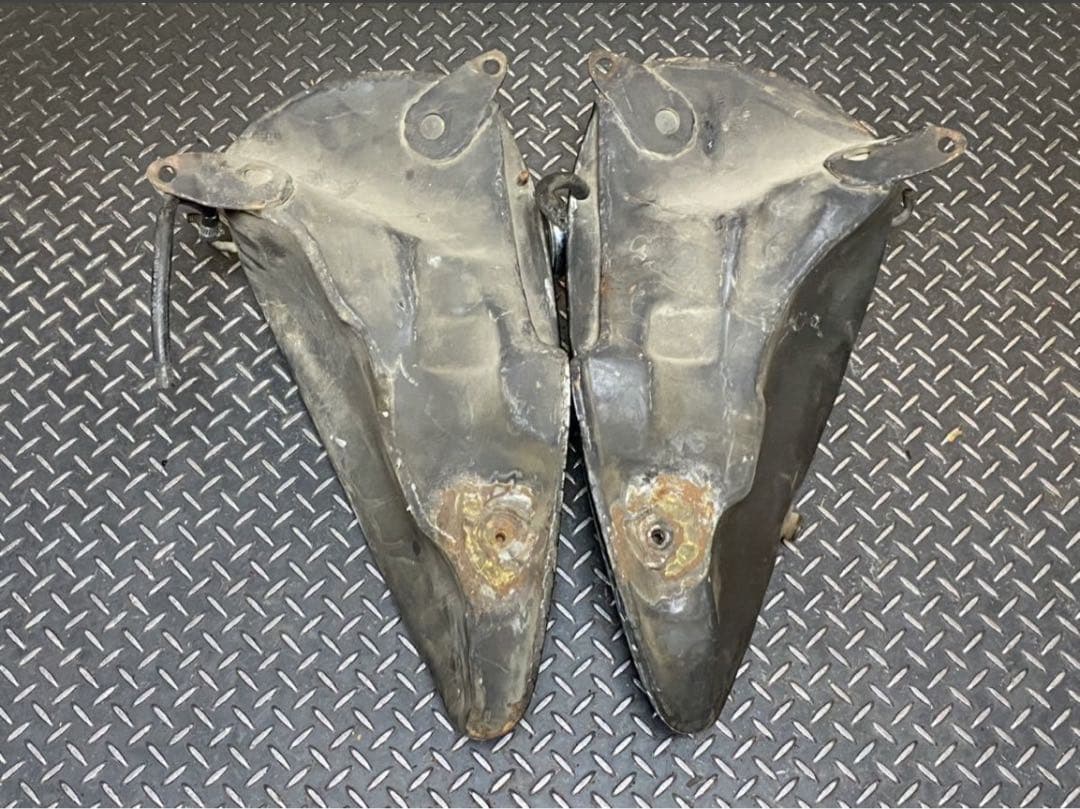 ル*ジ様 3.5ガロン　分割タンク　ハーレー　パン　ショベル　ナックル　ショベル