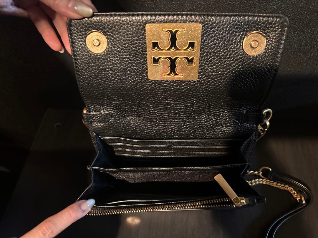 Tory Burch ショルダーウォレット ブリテン