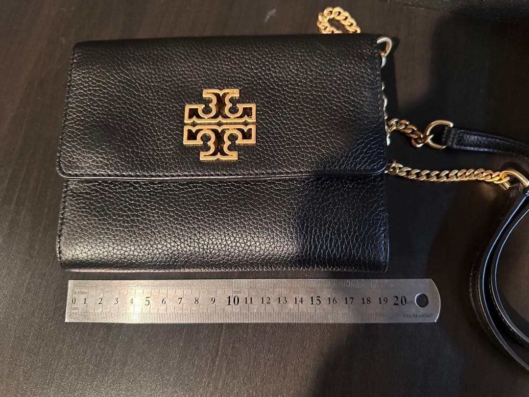 Tory Burch ショルダーウォレット ブリテン