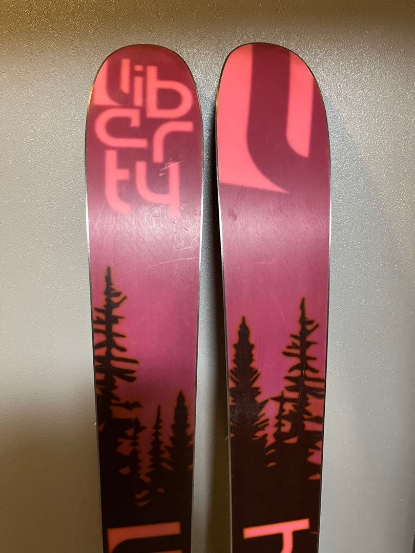 スキー板　liberty Genesis106 157cm