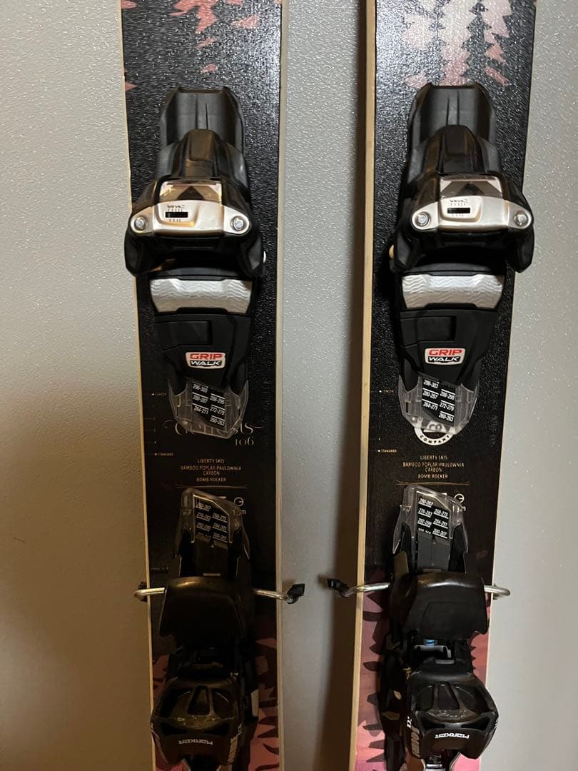 スキー板　liberty Genesis106 157cm