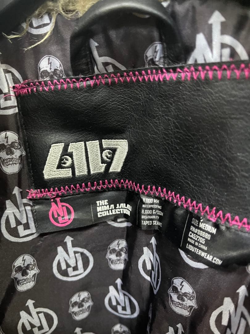 最終L1 エルワン スノーボードウェア NimaJalali 上下セットMサイズ