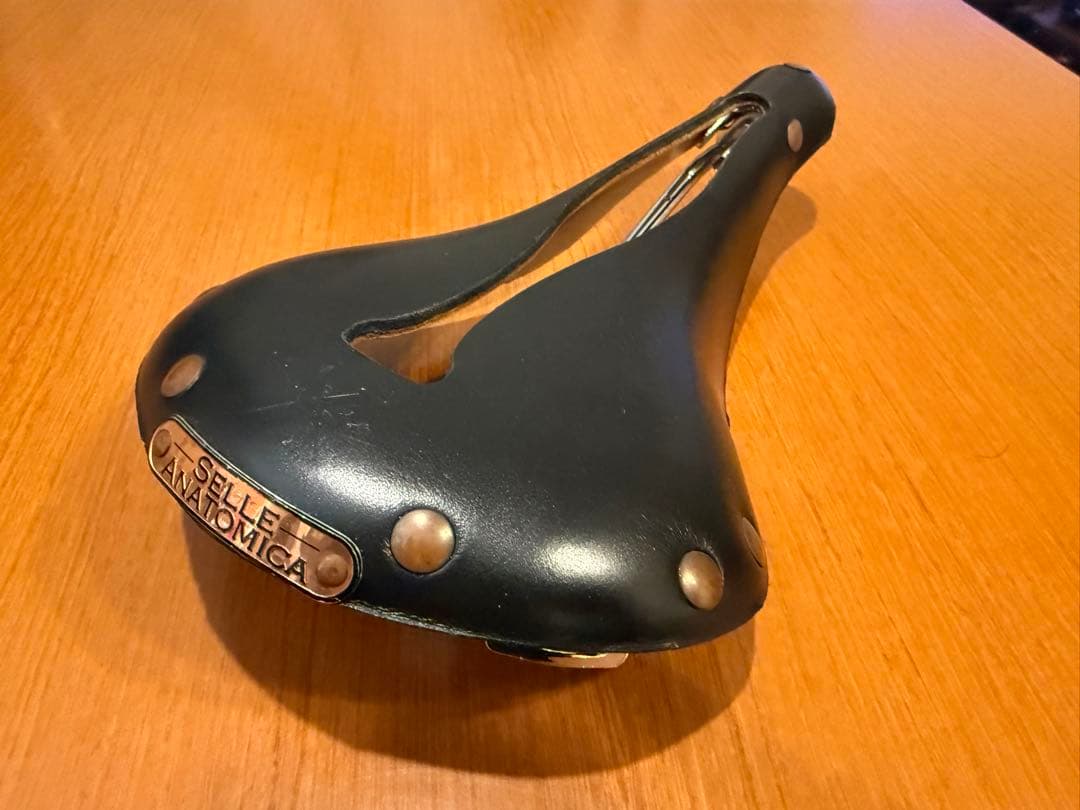 セラアナトミSELLE ANATOMICA* X1 saddle (black)
