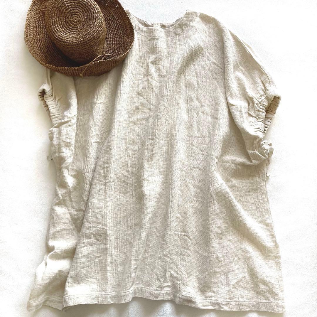 美品 かぐれ コットンリネン ギャザースリーブチュニック ナチュラル