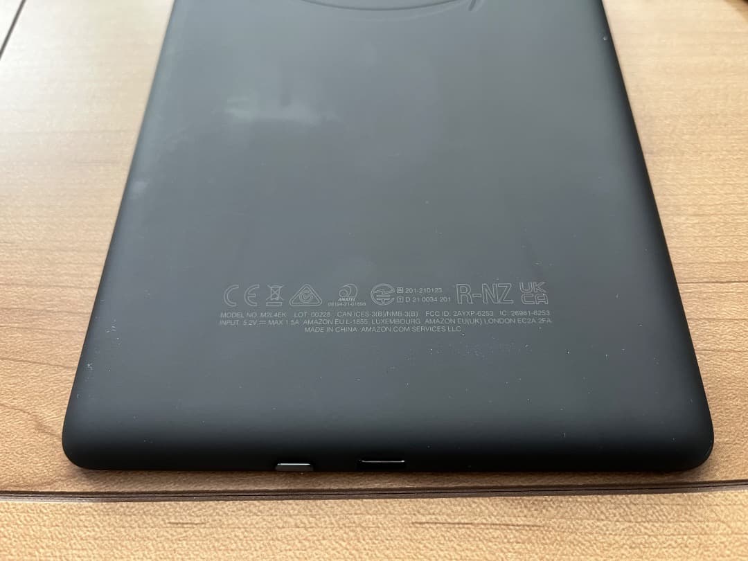 Kindle Paperwhiteシグニチャーエディション＋Ankerスタンド