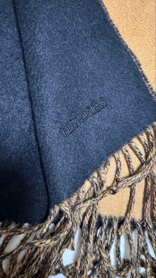 美品　エルメス カシミヤ100% レクトヴェルソ マフラー