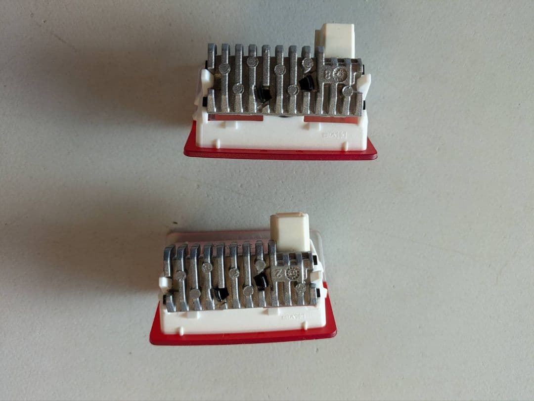 メルセデスベンツ純正　LEDカーテシランプ