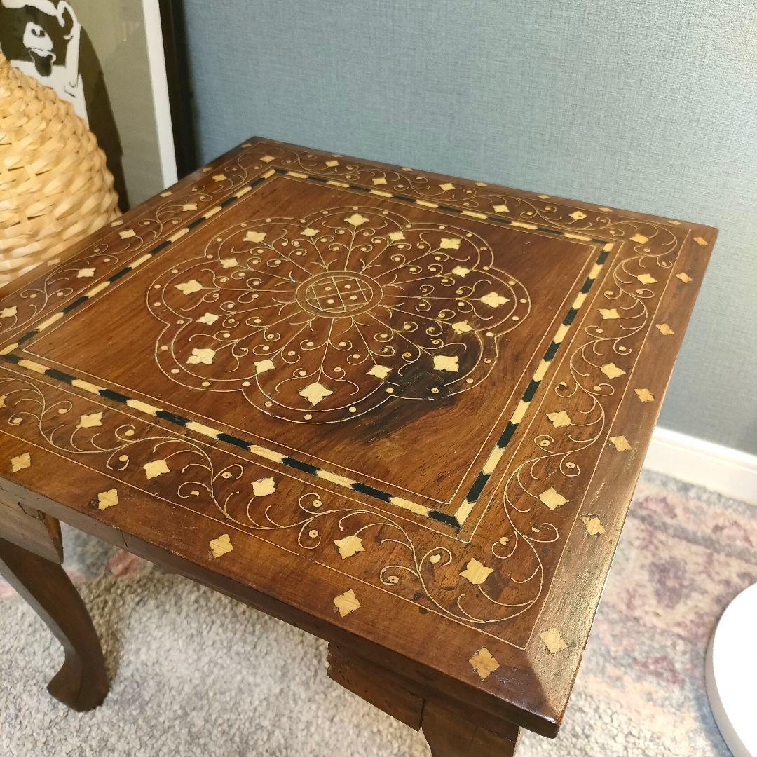【B】アジアン家具 象嵌細工 サイドテーブル アンティーク調 飾り台