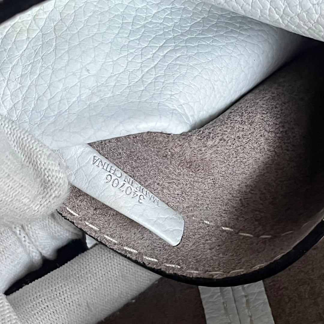 ✨極美品✨　LOEWE アナグラム　トートバッグ　白　ホワイト　レザー　y2k