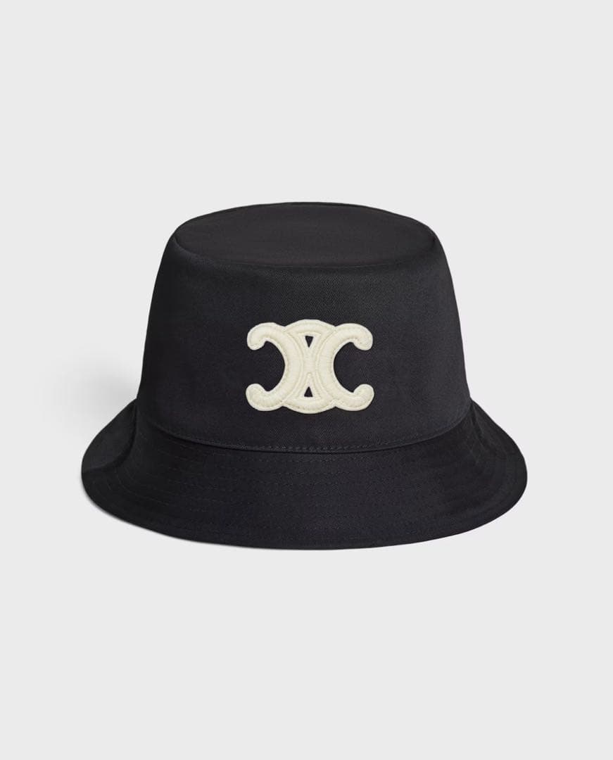 トリオンフ バケットハット /コットンギャバジン/黒のバケットハット刺繍ロゴ付き