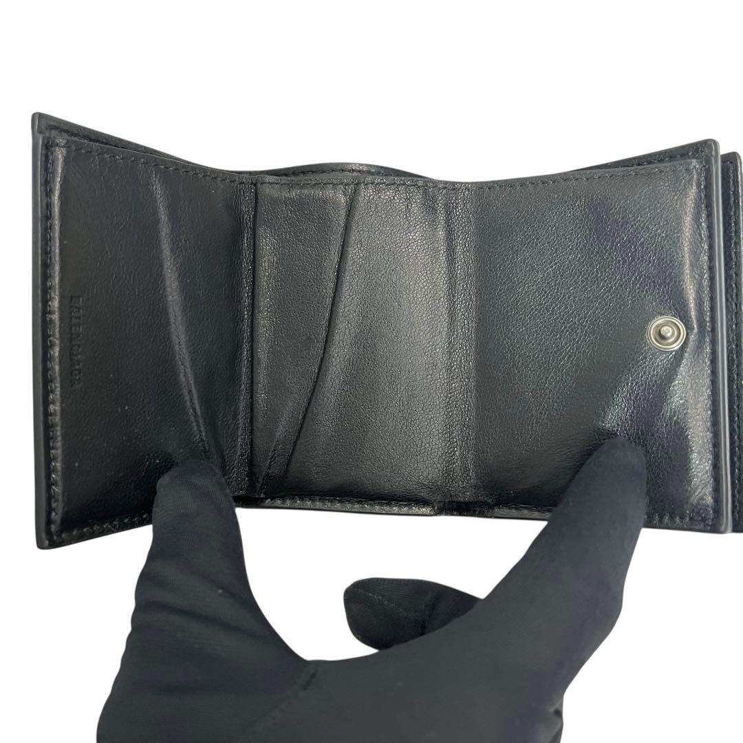 希少✨バレンシアガ 三つ折り財布 ロゴ型押し レザー ブラック メンズ