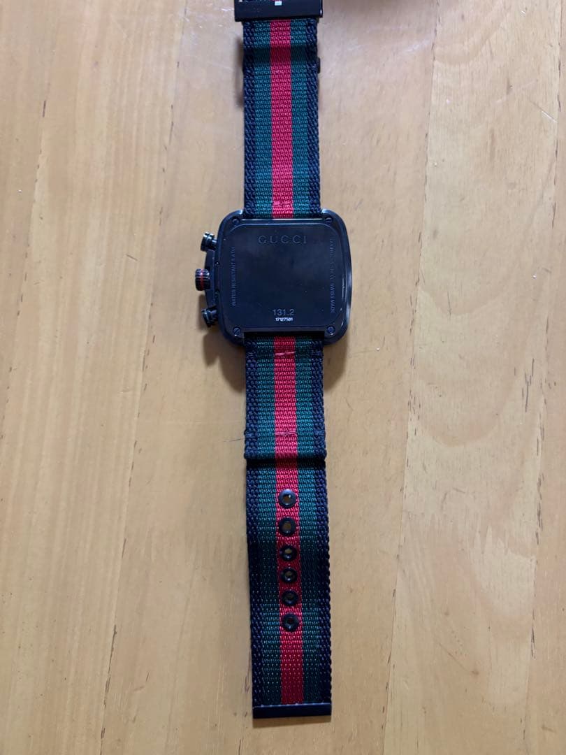 GUCCI スクエア クロノグラフ 腕時計