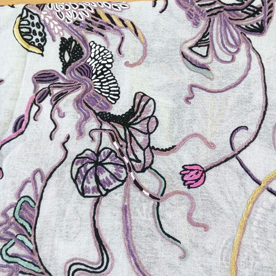 ターラ ブランカ TARA BLANCA ウール ストール 刺繍　花柄　グレー