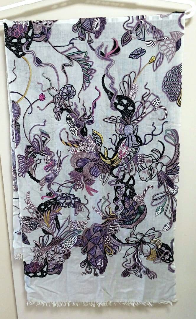 ターラ ブランカ TARA BLANCA ウール ストール 刺繍　花柄　グレー