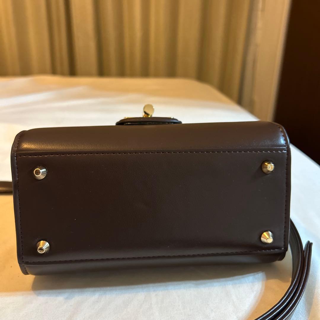 DIANA ブラウン ショルダーバッグ ヒョウ柄　新品未使用　大人気