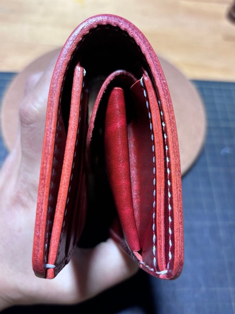 ミドルウォレット　ベルギー産　ルガト　ハンドメイド