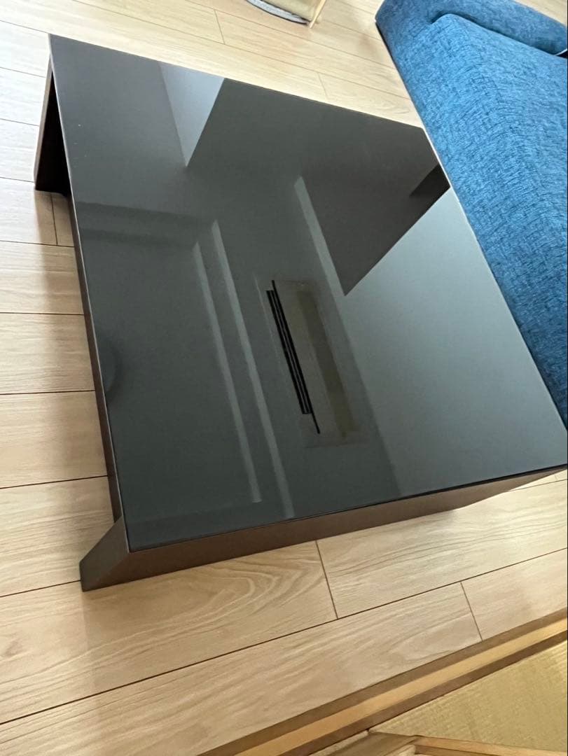 モダン ガラス天板 センターテーブル 引き出し付き