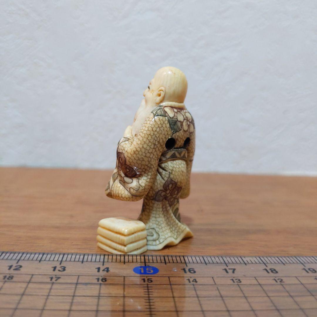 時代提物 彩色人物根付 天然素材 在銘【槌の子仙人】高さ約5.0cm 重さ16ｇ