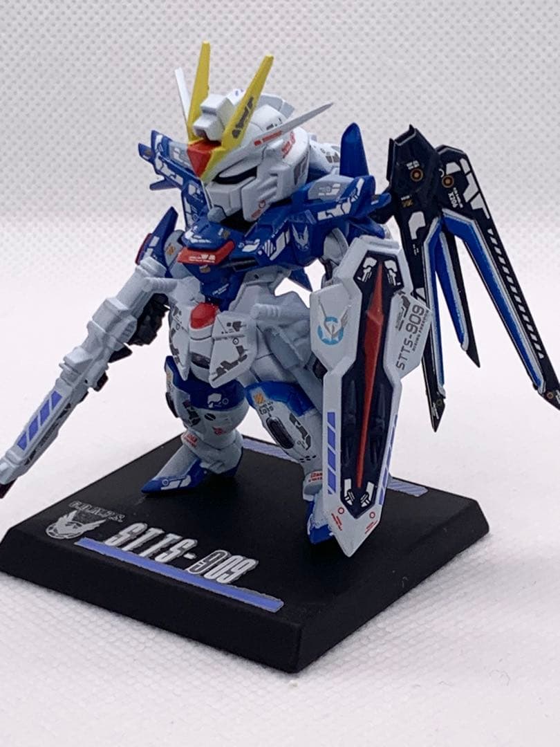 ガンダムコンバージ ライジングフリーダム&イモータルジャスティス