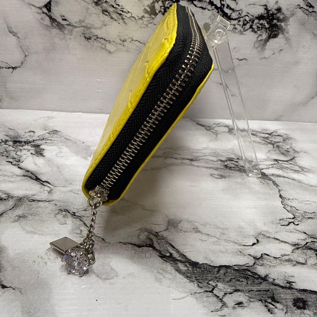 (極美品)大人気、シンクビー、長財布、ラウンドジップ、オールレザー、型押しクロコ