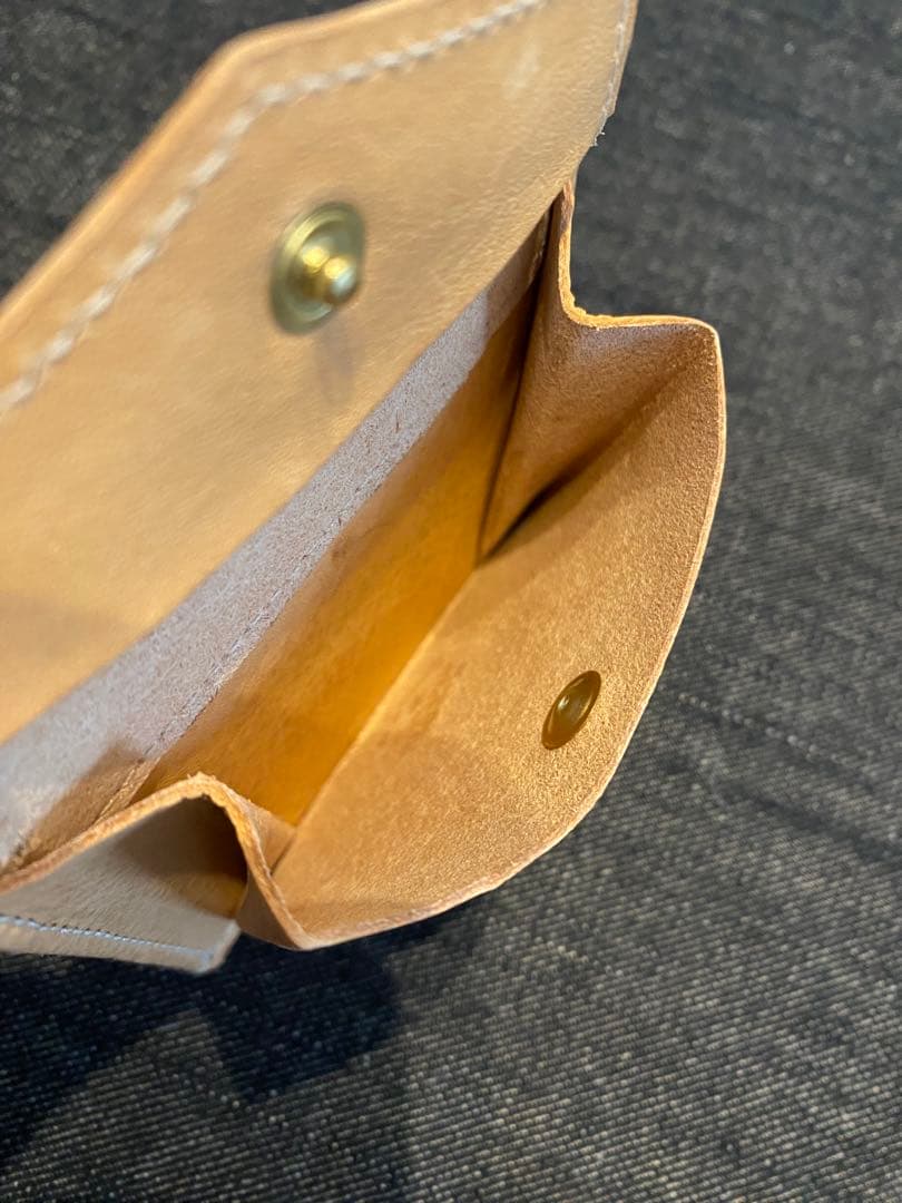 ILBISONTE イルビゾンテ 最新ミニ財布　ナチュラル　希望価格歓迎