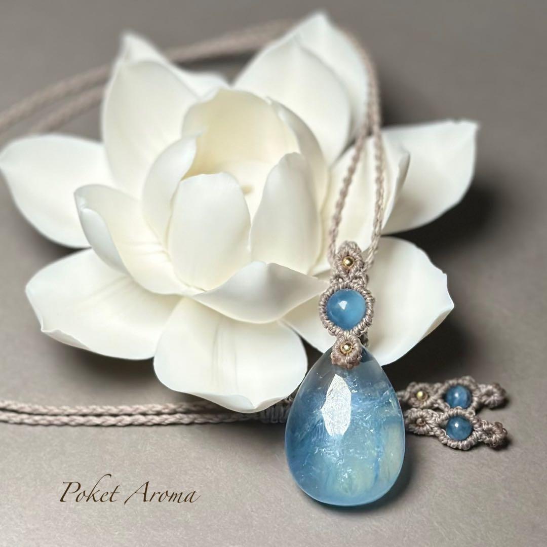 『水郷』アクアマリンのマクラメペンダントネックレス