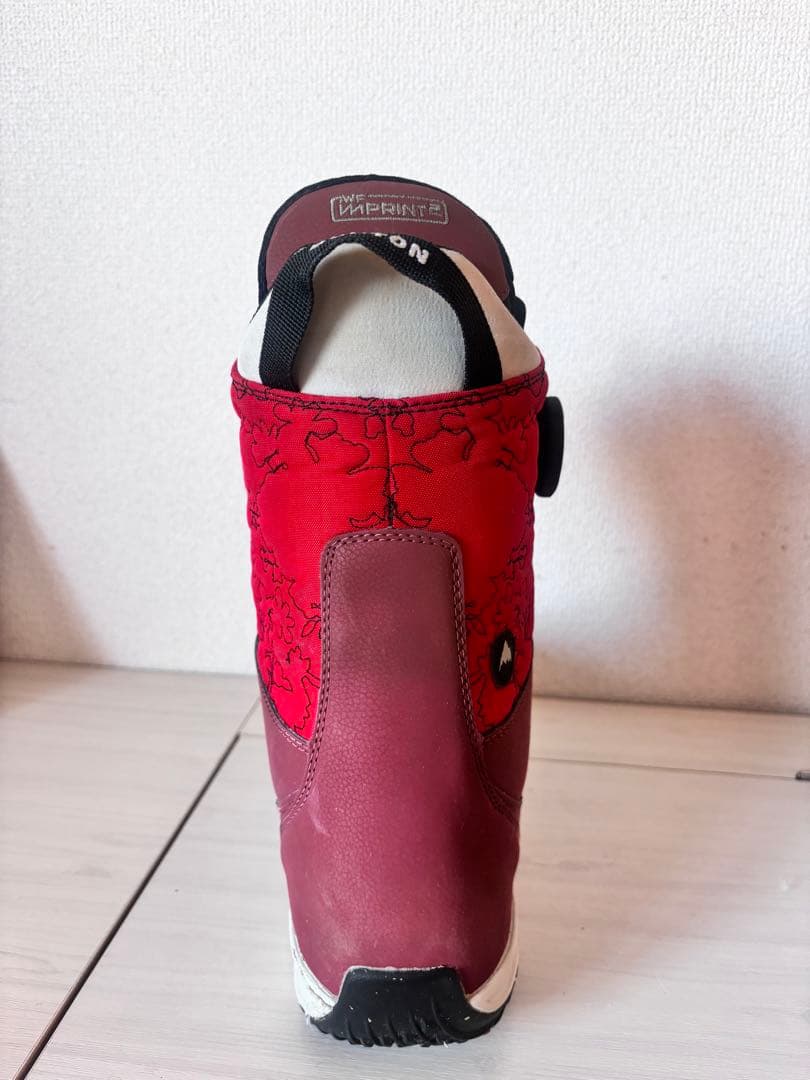 LIMELIGHT 女性用スノーボードブーツ