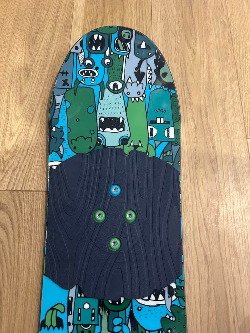 Burton スノーボード モンスター柄