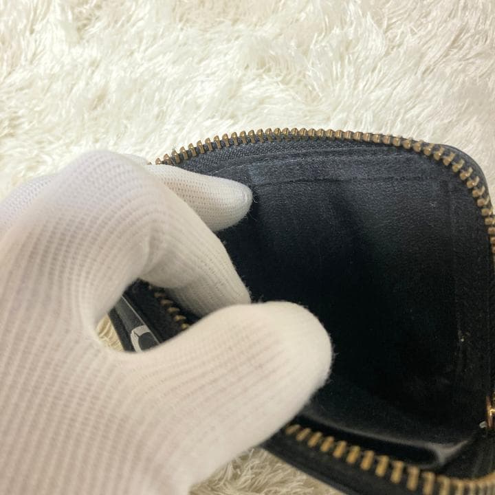 【コムデギャルソン】HUGE LOGOヒュージロゴL字ラウンドファスナー財布・黒