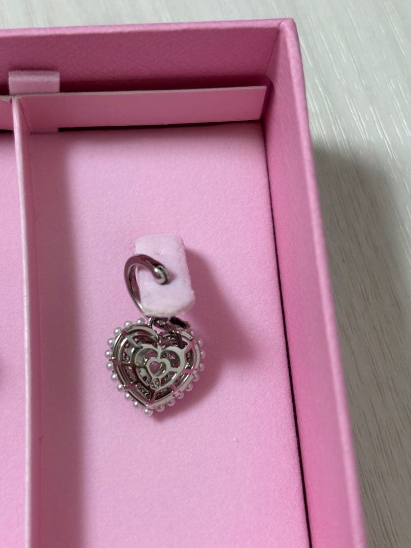 スワロフスキー　IDYLLIA パール　ホワイト　ハート　ピアス