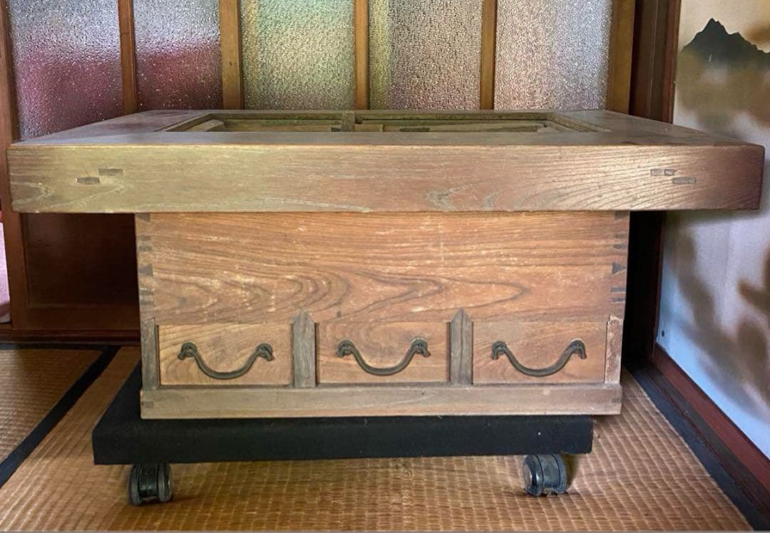 囲炉裏テーブル　レトロ