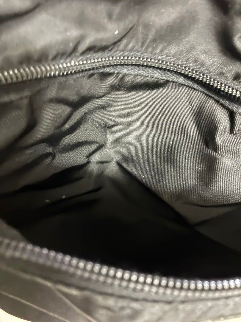 PRADA プラダ　ショルダーバッグ　黒　大小セット