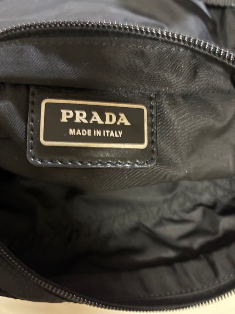PRADA プラダ　ショルダーバッグ　黒　大小セット