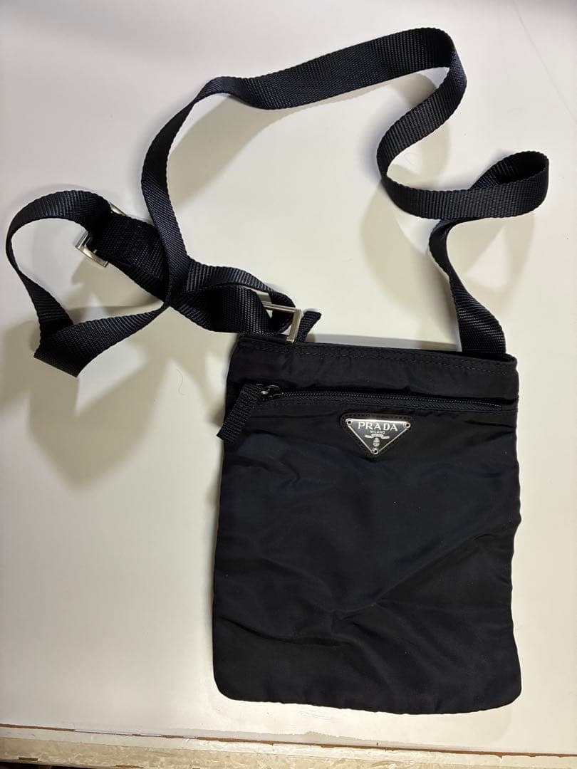 PRADA プラダ　ショルダーバッグ　黒　大小セット