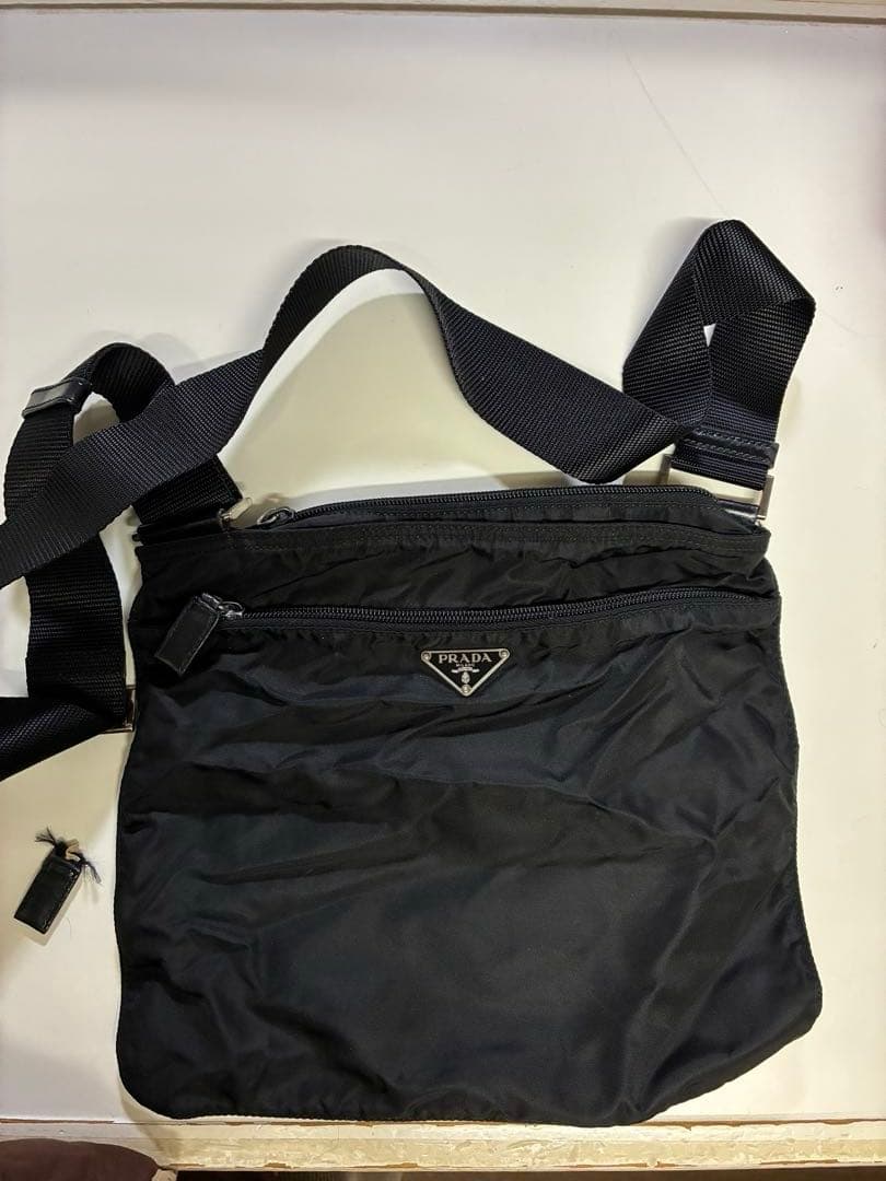 PRADA プラダ　ショルダーバッグ　黒　大小セット